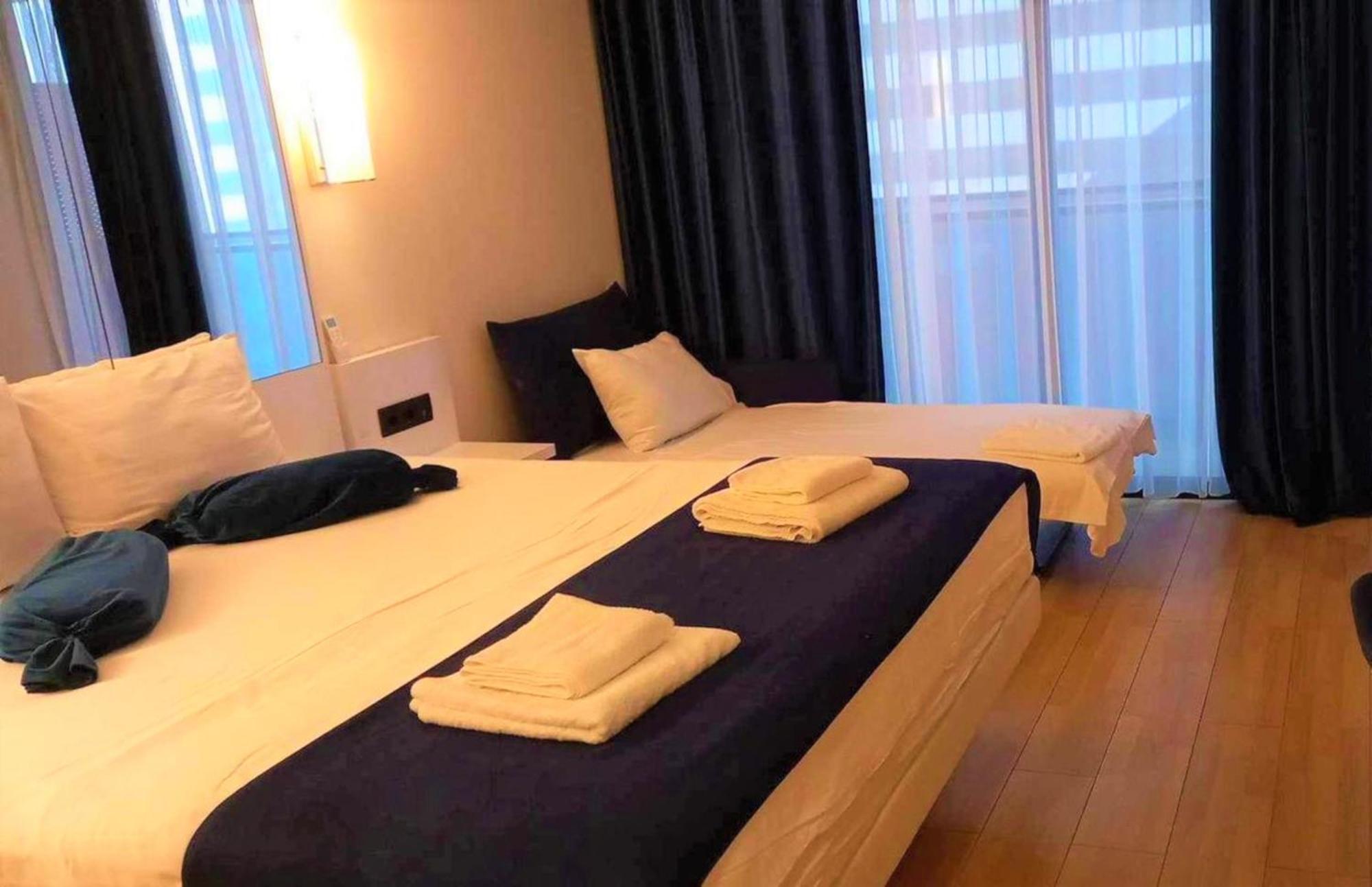Orbi Twin Towers With Sea View 5* Batoumi