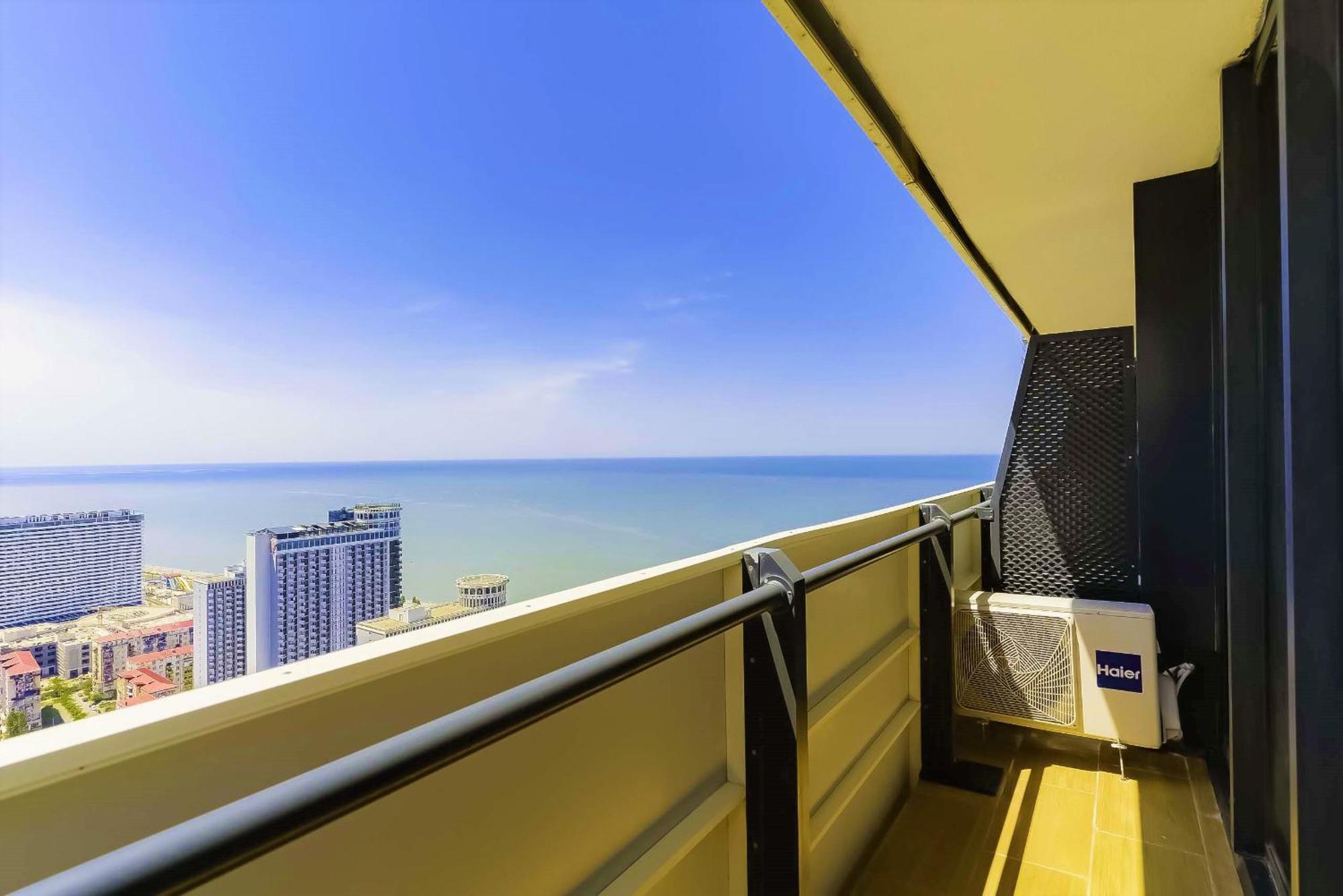 Appart hôtel Orbi Twin Towers With Sea View